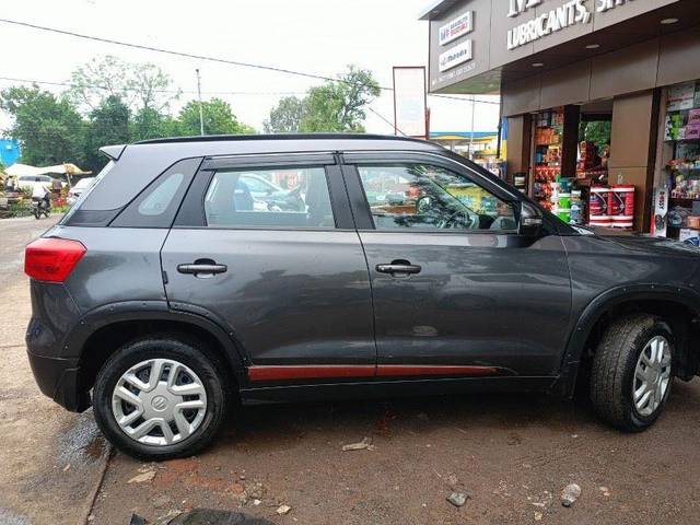 https://images10.gaadi.com/usedcar_image/3579970/original/processed_4b2e0ed5-efe1-4d90-9970-d80728310939.jpeg?imwidth=6401