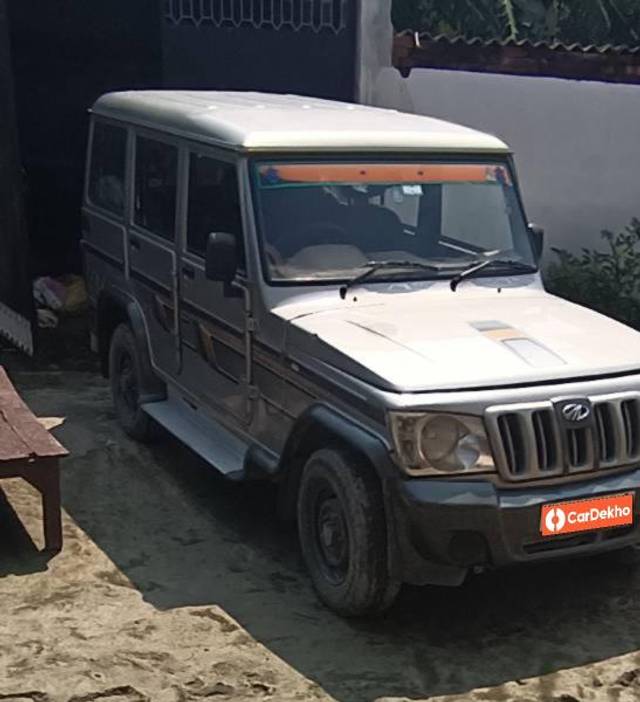 https://images10.gaadi.com/usedcar_image/3580066/original/processed_3a4b7dad-7e68-40d8-9799-786c0a434cbd.jpg?imwidth=6401