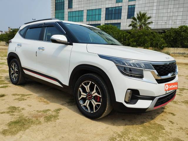 https://images10.gaadi.com/usedcar_image/3580157/original/processed_img2872108__used_car_2872108_1695033569.jpg?imwidth=6400