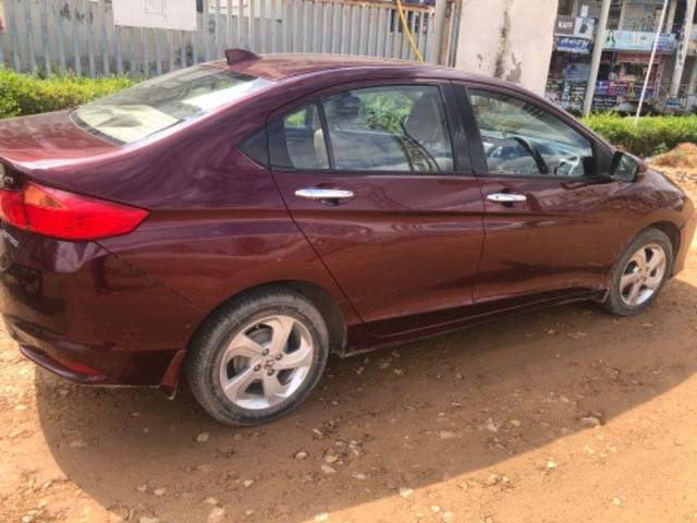 https://images10.gaadi.com/usedcar_image/3580197/original/processed_1c964086-6434-45c2-b337-fa3c2d2c6dd1.jpeg?imwidth=6401