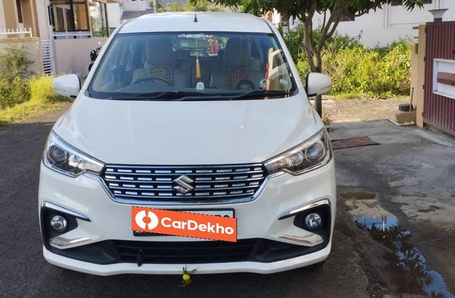 https://images10.gaadi.com/usedcar_image/3580233/original/processed_4e94f9c5-2e71-40e4-ba57-fcb6d0beca9b.jpg?imwidth=6400