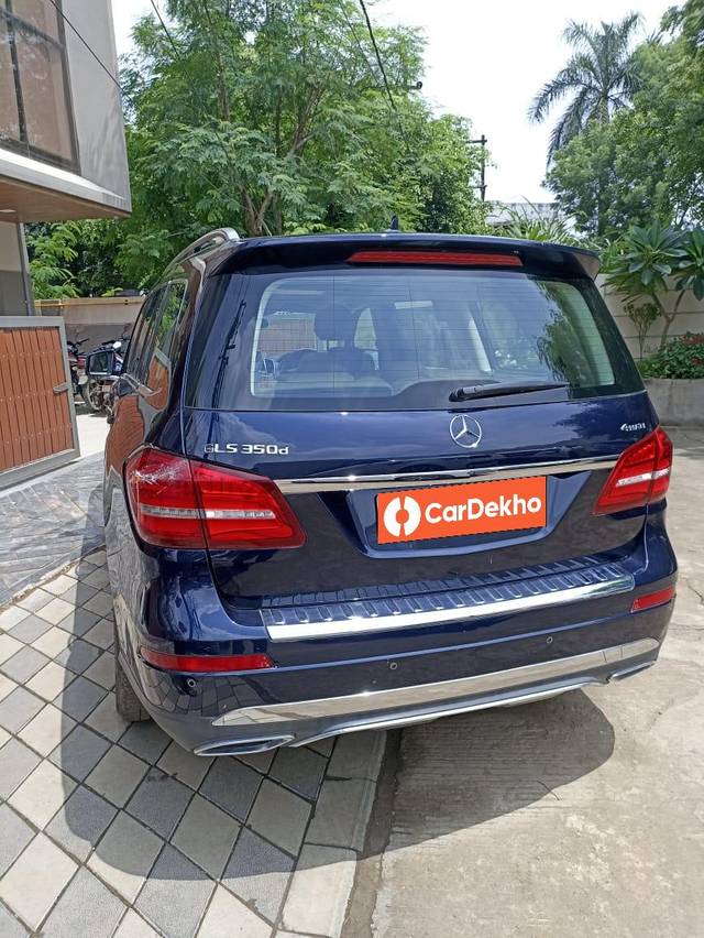 https://images10.gaadi.com/usedcar_image/3580253/original/processed_4c51d733-da56-4fc9-bb5e-24d71cf3feae.jpg?imwidth=6401