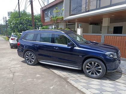 Mercedes-Benz GLS 350d 4MATIC Mercedes-Benz GLS 350d 4MATIC