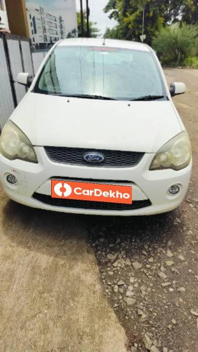 https://images10.gaadi.com/usedcar_image/3580370/original/processed_4d7b814c-4104-4c64-864c-2a4495f89cb1.jpg?imwidth=6400