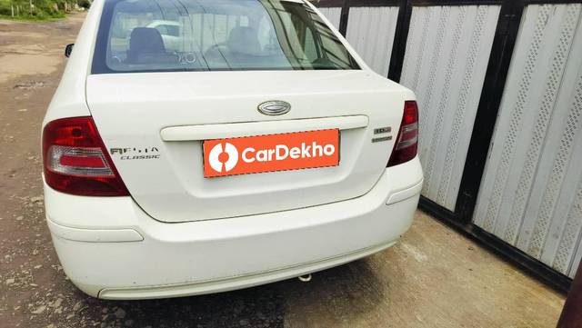 https://images10.gaadi.com/usedcar_image/3580370/original/processed_ea2ecd8c-8633-417b-a3de-ab0d891f9286.jpg?imwidth=6401