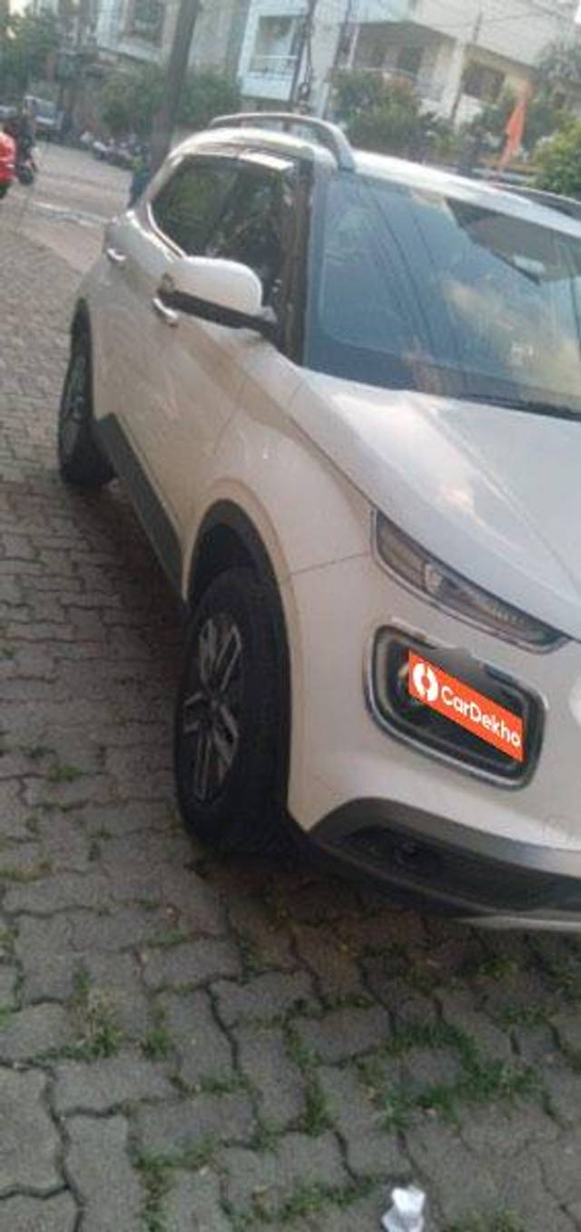 https://images10.gaadi.com/usedcar_image/3580397/original/processed_62719900-8a56-4a6d-87d4-b1d1a5aef4fc.jpeg?imwidth=6400
