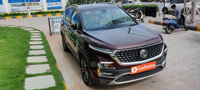 https://images10.gaadi.com/usedcar_image/3580413/original/processed_3baad42c-047d-45b1-8307-ed195f33acc8.jpg?imwidth=6400