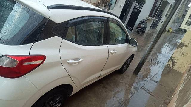 https://images10.gaadi.com/usedcar_image/3580422/original/processed_b540315a-19c3-4f2a-b926-fa833311f2d6.jpg?imwidth=6401