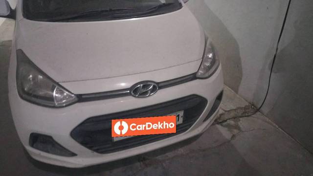 https://images10.gaadi.com/usedcar_image/3580502/original/processed_01d6be9b-e810-42dd-8393-7a14da1d596f.jpeg?imwidth=6402