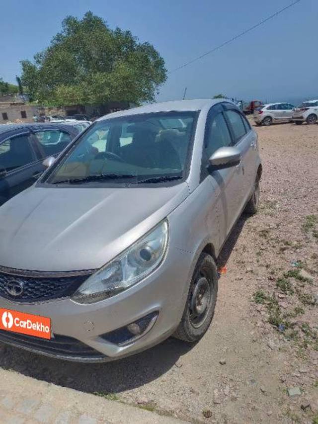 https://images10.gaadi.com/usedcar_image/3580564/original/processed_d17d02c4-5558-4fe2-8296-7ba22d4e19ed.jpg?imwidth=6402