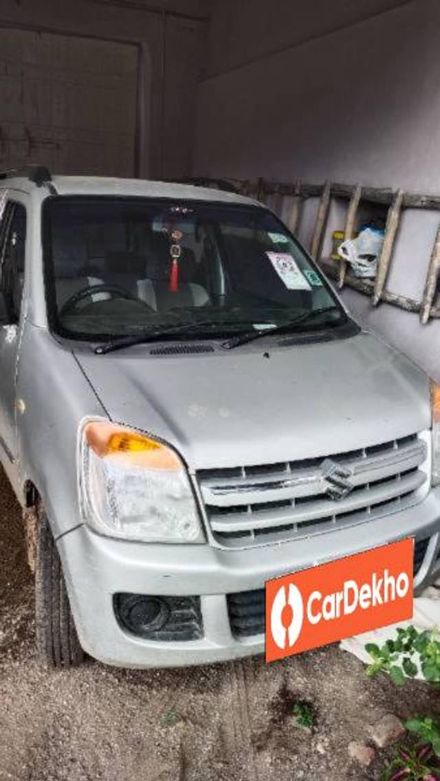 https://images10.gaadi.com/usedcar_image/3580628/original/processed_b52c9fe0-40ee-43e2-9e9c-2ee5f8c09bd7.jpg?imwidth=6402