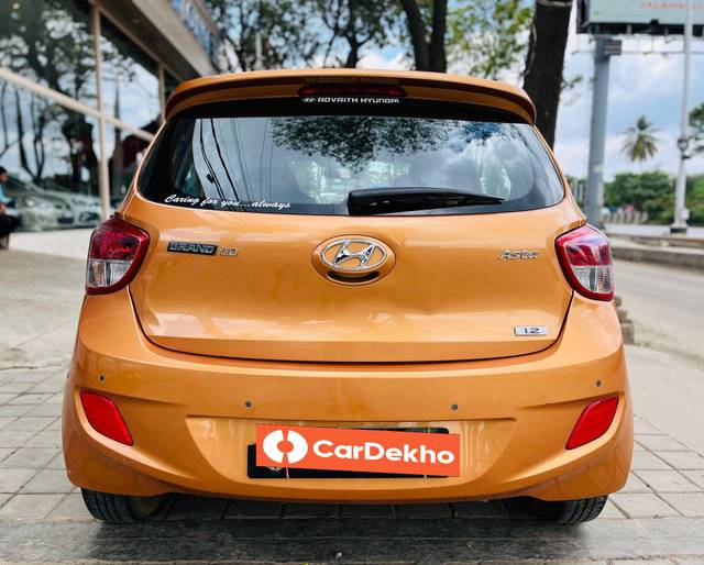 https://images10.gaadi.com/usedcar_image/3580761/original/processed_img2872419__used_car_2872419_1695106313.jpg?imwidth=6401