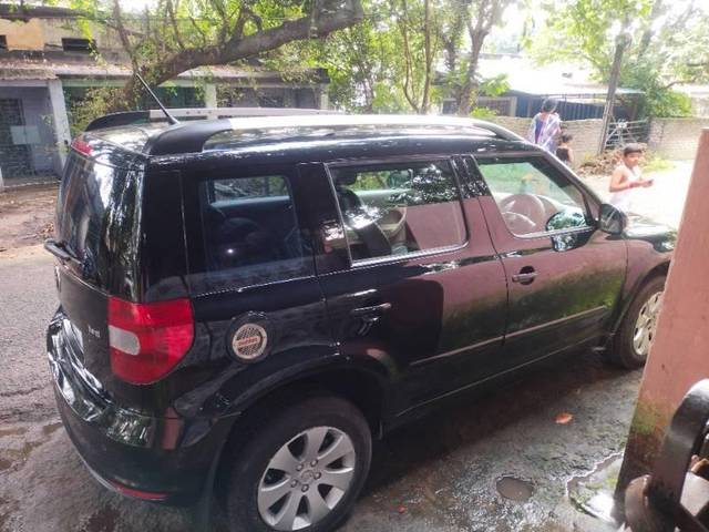 https://images10.gaadi.com/usedcar_image/3580786/original/processed_78994cb7-dbf0-4c3f-b4d0-62597a98c495.jpg?imwidth=6401