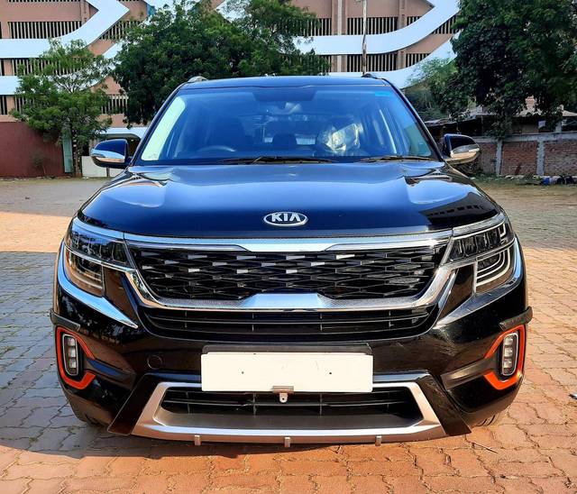 https://images10.gaadi.com/usedcar_image/3580928/original/processed_img2872543__used_car_2872543_1698755219.jpg?imwidth=6400