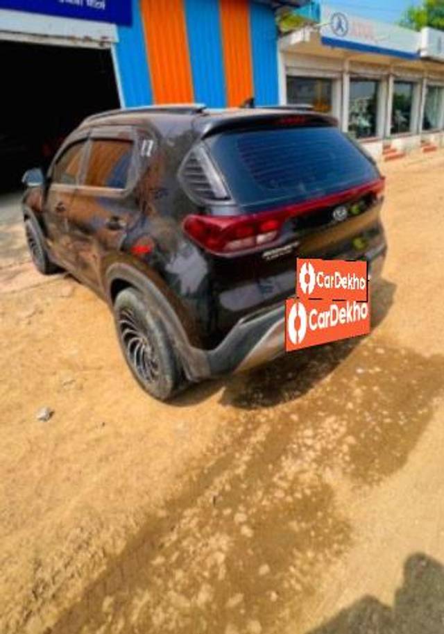 https://images10.gaadi.com/usedcar_image/3580945/original/processed_08ca1cdc-2113-4f22-9542-ddf6a2638ad8.jpeg?imwidth=6401