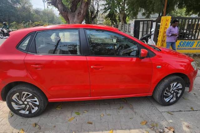 https://images10.gaadi.com/usedcar_image/3581052/original/processed_3314e7b7-27ae-46b6-80c3-41bd55f6a626.jpg?imwidth=6400