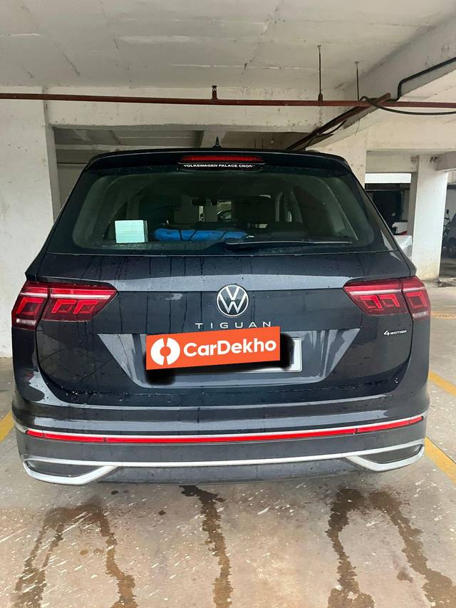 https://images10.gaadi.com/usedcar_image/3581147/original/processed_6c697f25-d955-4de1-a2d3-ed70cb2a0487.jpeg?imwidth=6400