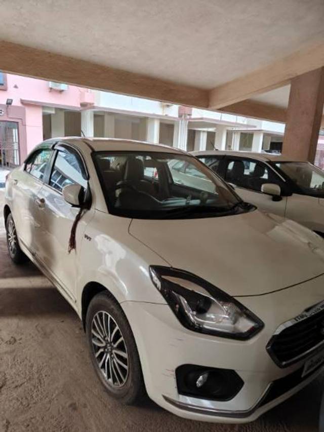 https://images10.gaadi.com/usedcar_image/3581205/original/processed_b478ebb6-c322-4c15-9cf1-65a3b4c4f09f.jpg?imwidth=6400