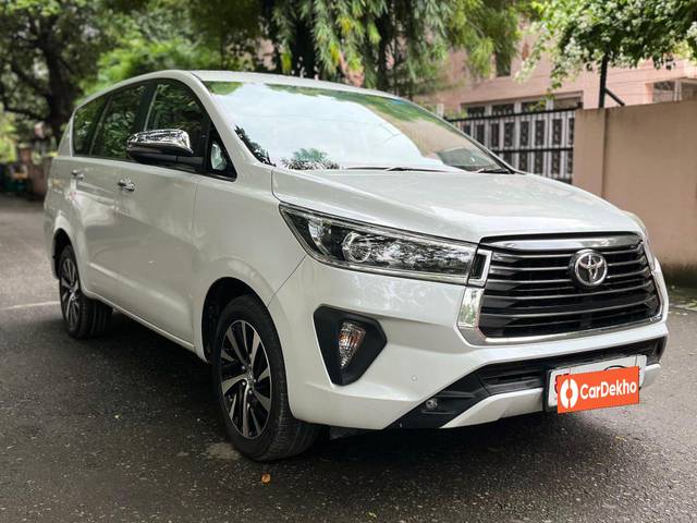https://images10.gaadi.com/usedcar_image/3581281/original/processed_img2872803__used_car_2872803_1695129982.jpg?imwidth=6400