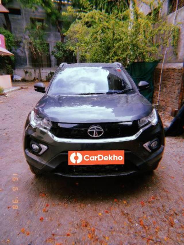 https://images10.gaadi.com/usedcar_image/3581330/original/processed_748e5bbc-9a5d-407c-aba1-bd3baa1d05d8.jpg?imwidth=6402