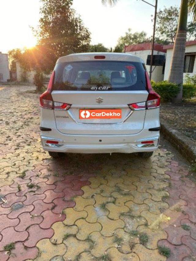 https://images10.gaadi.com/usedcar_image/3581352/original/processed_5b8b91af-ae63-47e3-b667-5ed088fa97f2.jpeg?imwidth=6402