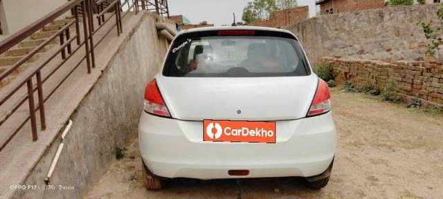 https://images10.gaadi.com/usedcar_image/3581417/original/processed_d1f4c158-0e14-44a8-8ca2-b766d044fbd2.jpg?imwidth=6402