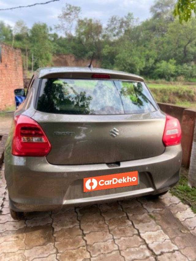 https://images10.gaadi.com/usedcar_image/3581436/original/processed_27c1f70e-579c-4b14-9bb7-6bec34d87708.jpeg?imwidth=6401