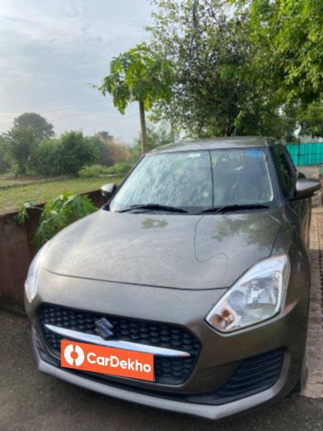 https://images10.gaadi.com/usedcar_image/3581436/original/processed_b5a631da-3d22-48c1-a874-4800229634d6.jpeg?imwidth=6400