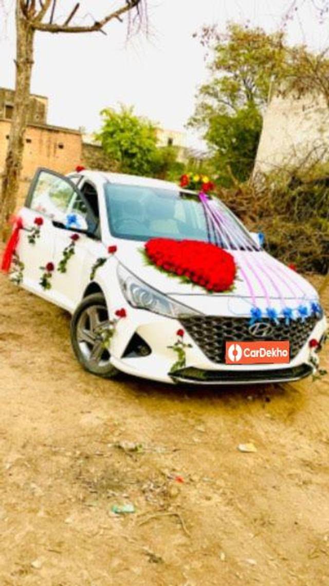 https://images10.gaadi.com/usedcar_image/3581490/original/processed_15ecaf4d-dc4d-4864-9473-d9b9ea1cf9b4.jpeg?imwidth=6400