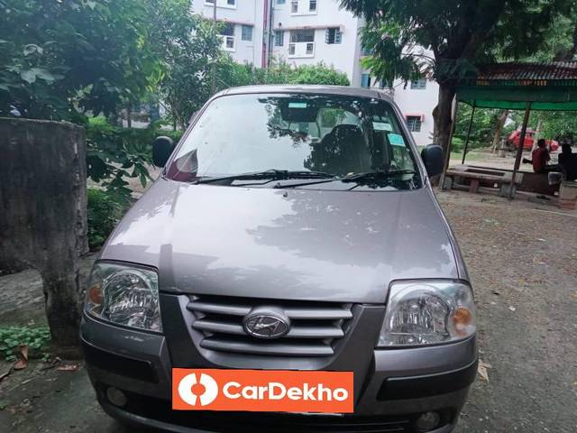 https://images10.gaadi.com/usedcar_image/3581546/original/processed_9b3b7eab-4ddf-43b3-b90c-5f480979d180.jpg?imwidth=6400