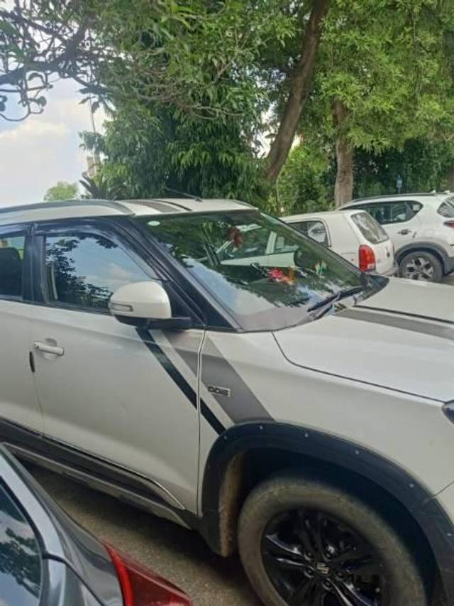 https://images10.gaadi.com/usedcar_image/3581563/original/processed_7c8e7411-d803-40c4-9e47-a097684bb32a.jpg?imwidth=6400