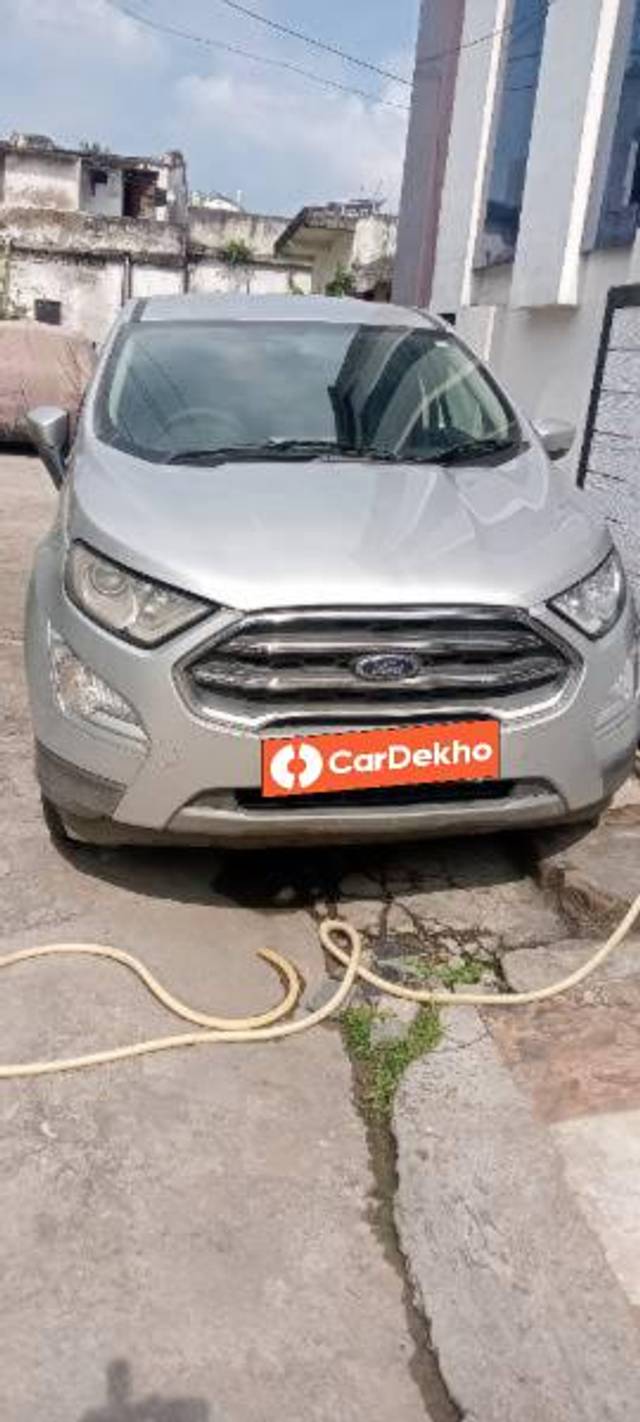 https://images10.gaadi.com/usedcar_image/3581582/original/processed_3a3adc1b-54bf-453e-b605-0500d561a92a.jpg?imwidth=6402