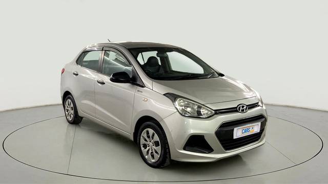https://images10.gaadi.com/usedcar_image/3581753/original/usedcar_10537550718_afbb4f1721a84c89b63130f741a09ef5_exterior_7_784251695194045_1695194083.jpg?imwidth=6400