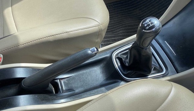 Second-hand 2018 Maruti Suzuki Ciaz 1.4 Zeta for sale in Rajkot-14