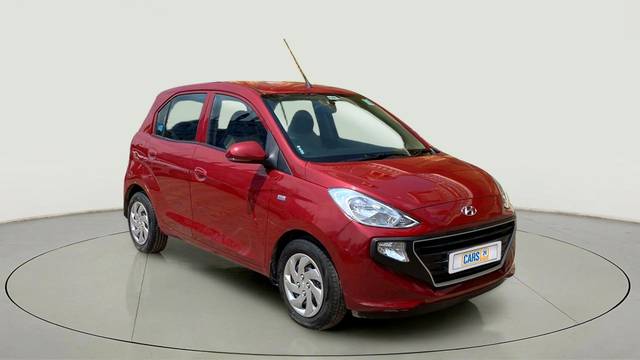 https://images10.gaadi.com/usedcar_image/3581901/original/usedcar_14409753712_33002d3abb924117af6770f3ca0096ab_exterior_7_784261695196983_1695197000.jpg?imwidth=6400
