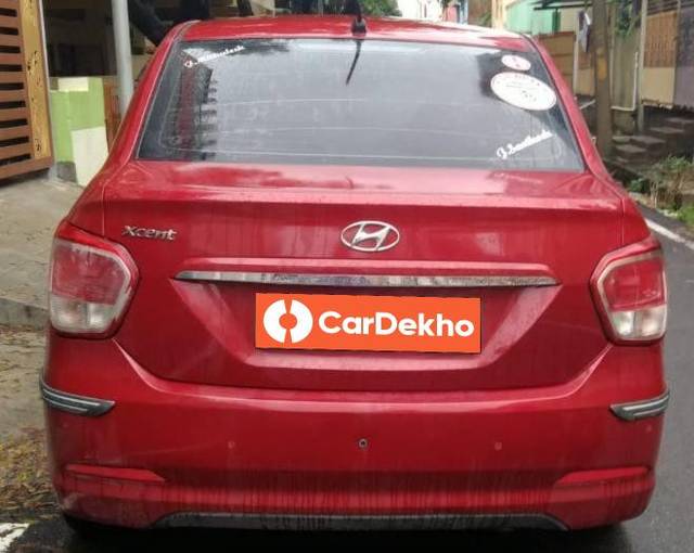 https://images10.gaadi.com/usedcar_image/3582027/original/processed_dea5828f-2f4b-417e-b621-3e3124fbd8e6.jpeg?imwidth=6402