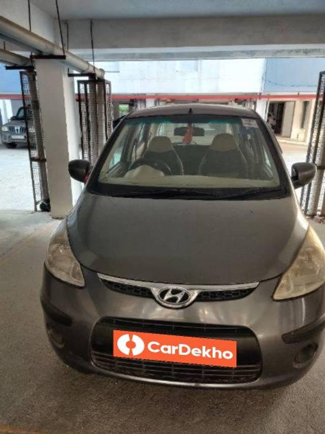 https://images10.gaadi.com/usedcar_image/3582106/original/processed_5a894631-043e-4db4-89ba-5017e86464f0.jpg?imwidth=6400