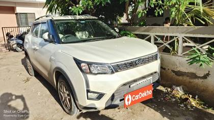 Mahindra XUV300 W4 BSVI Mahindra XUV300 W4 BSVI