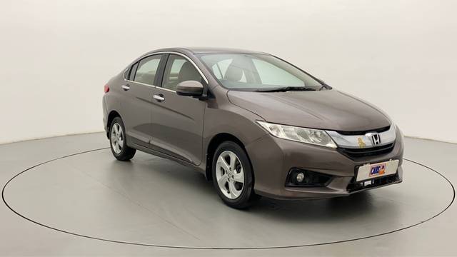 https://images10.gaadi.com/usedcar_image/3582574/original/8f0645d5-9d27-4e9e-9f39-652126259042__43.jpg?imwidth=6400