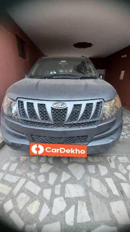 Mahindra XUV500 W6 2WD Mahindra XUV500 W6 2WD