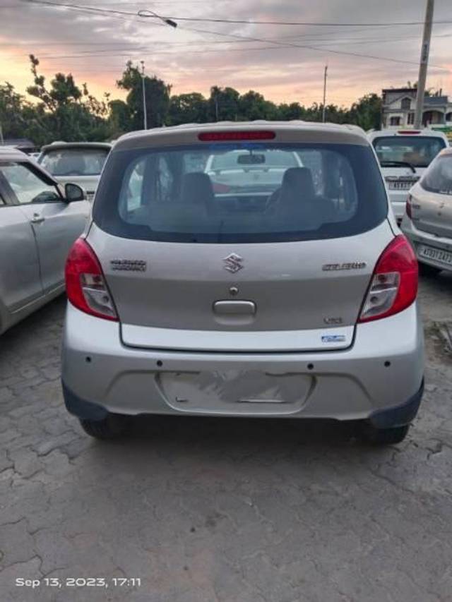 https://images10.gaadi.com/usedcar_image/3582595/original/processed_49bbfd88-0347-4fb8-b5ef-4a5eccdf9fe6.jpg?imwidth=6402