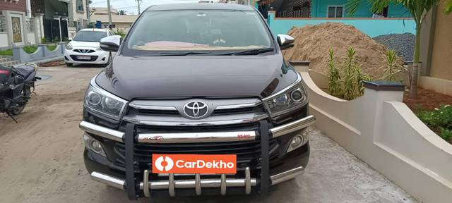 https://images10.gaadi.com/usedcar_image/3582644/original/processed_72211548-c4f4-4514-83e8-c3704e0d42e3.jpg?imwidth=6400