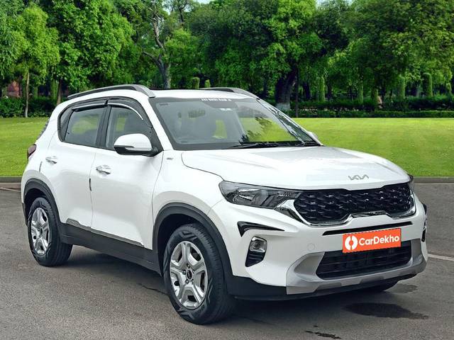 https://images10.gaadi.com/usedcar_image/3582679/original/processed_img2873725__used_car_2873725_1695227992.jpg?imwidth=6400