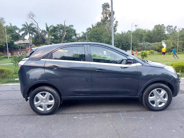 https://images10.gaadi.com/usedcar_image/3582754/original/img2873751__used_car_2873751_1695300453.jpg?imwidth=6401