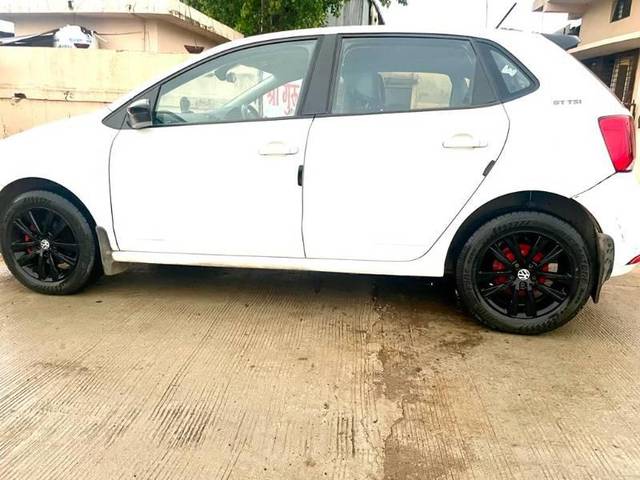 https://images10.gaadi.com/usedcar_image/3582769/original/processed_2e0e47eb-652e-4b08-8e2a-539b67cc2a9d.jpg?imwidth=6402