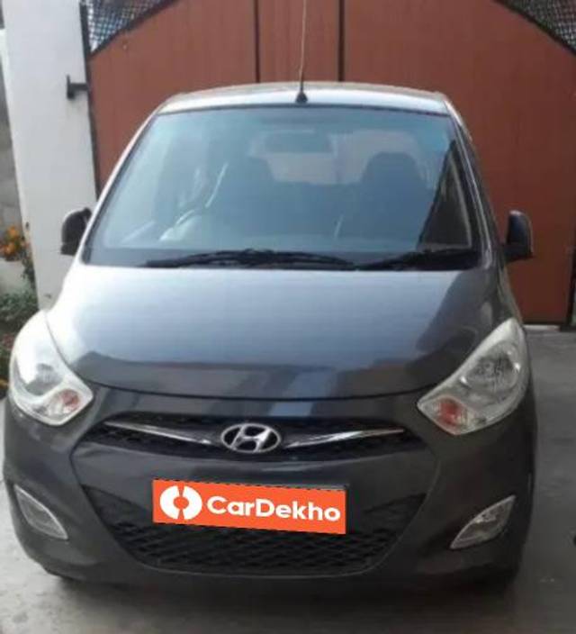 https://images10.gaadi.com/usedcar_image/3582924/original/processed_44d8b5a4-e561-4140-8eb4-f5bebf229204.jpg?imwidth=6400