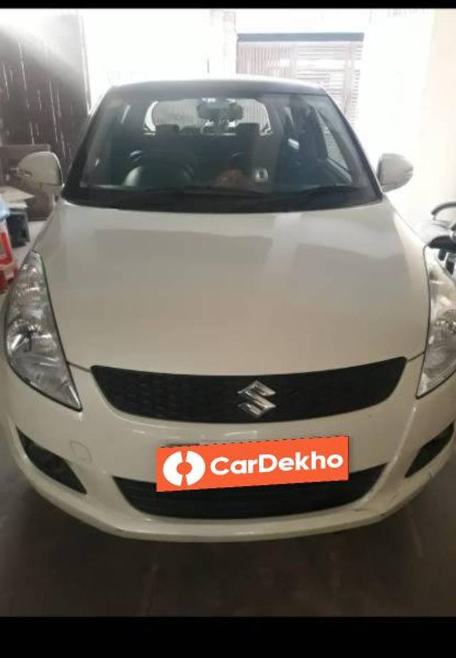 https://images10.gaadi.com/usedcar_image/3582961/original/processed_e77722f9-70bb-4a95-a365-62185f1ca6c0.jpg?imwidth=6400