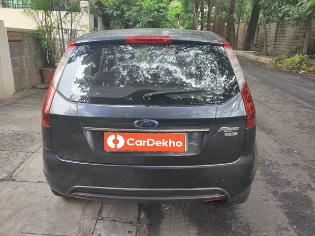 https://images10.gaadi.com/usedcar_image/3582982/original/processed_img2873898__used_car_2873898_1695274148.jpg?imwidth=6402