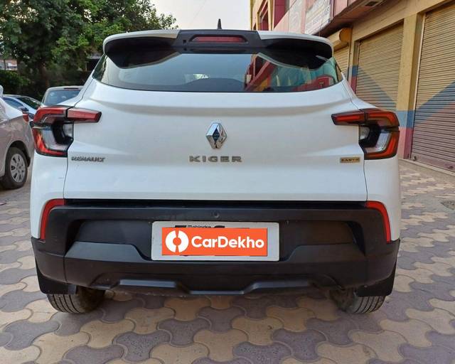 https://images10.gaadi.com/usedcar_image/3583051/original/processed_img2873952__used_car_2873952_1695276130.jpg?imwidth=6402