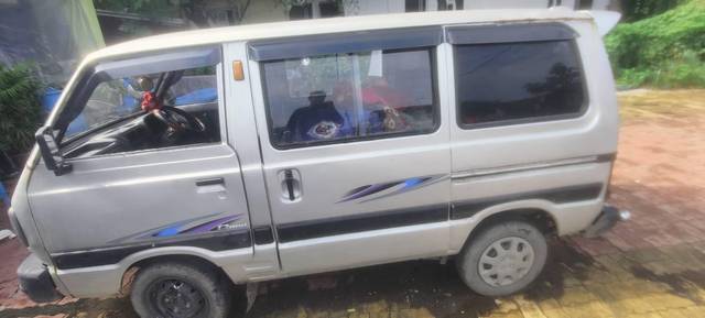 https://images10.gaadi.com/usedcar_image/3583095/original/processed_c0106422-33dd-48d1-9339-8bd1de9658bb.jpg?imwidth=6402